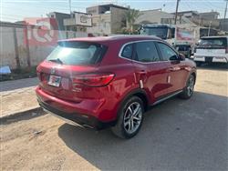 MG HS
